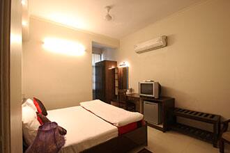The Dwarka Guest House, Gurgaon 2